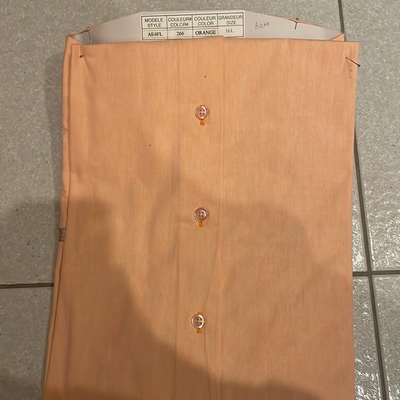 MENS BUTTON DOWN SHIRT - Picture 2 of 4